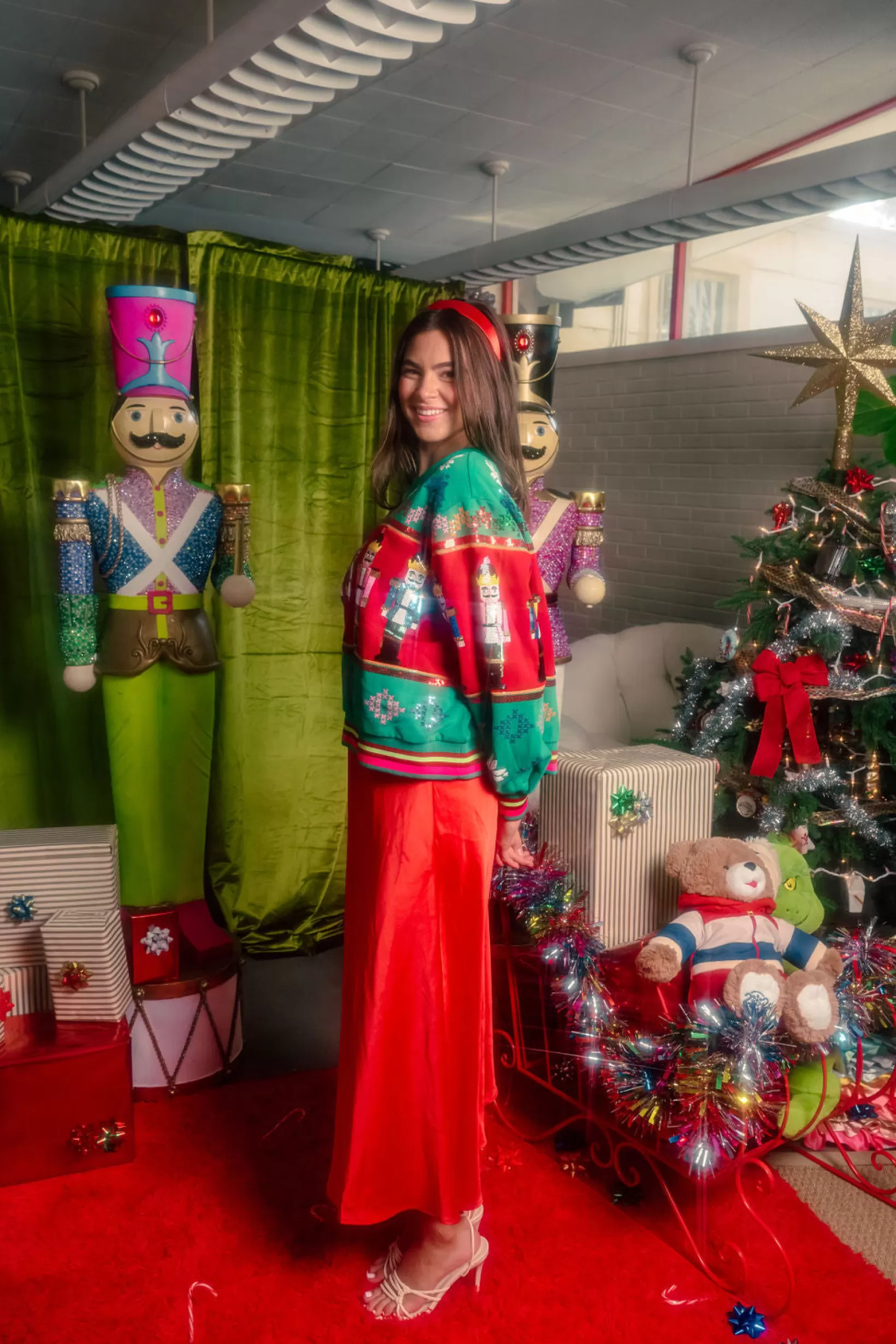 Outlet Queen of Sparkles Multi Vintage Nutcracker & Needlepoint Snowflake Sweatshirt Green